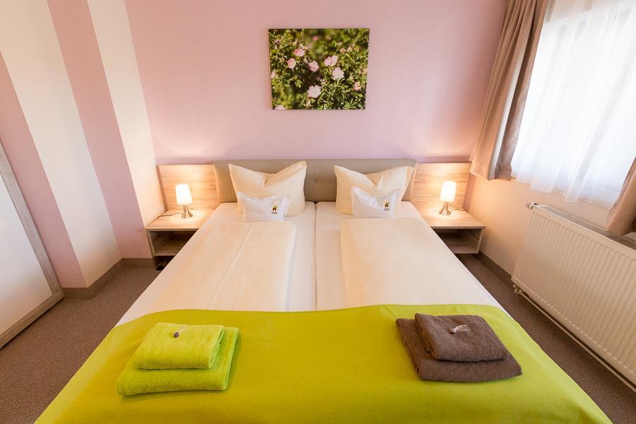 Kraeuterhotel Garni Zur Klostergrotte Nohra  Εξωτερικό φωτογραφία