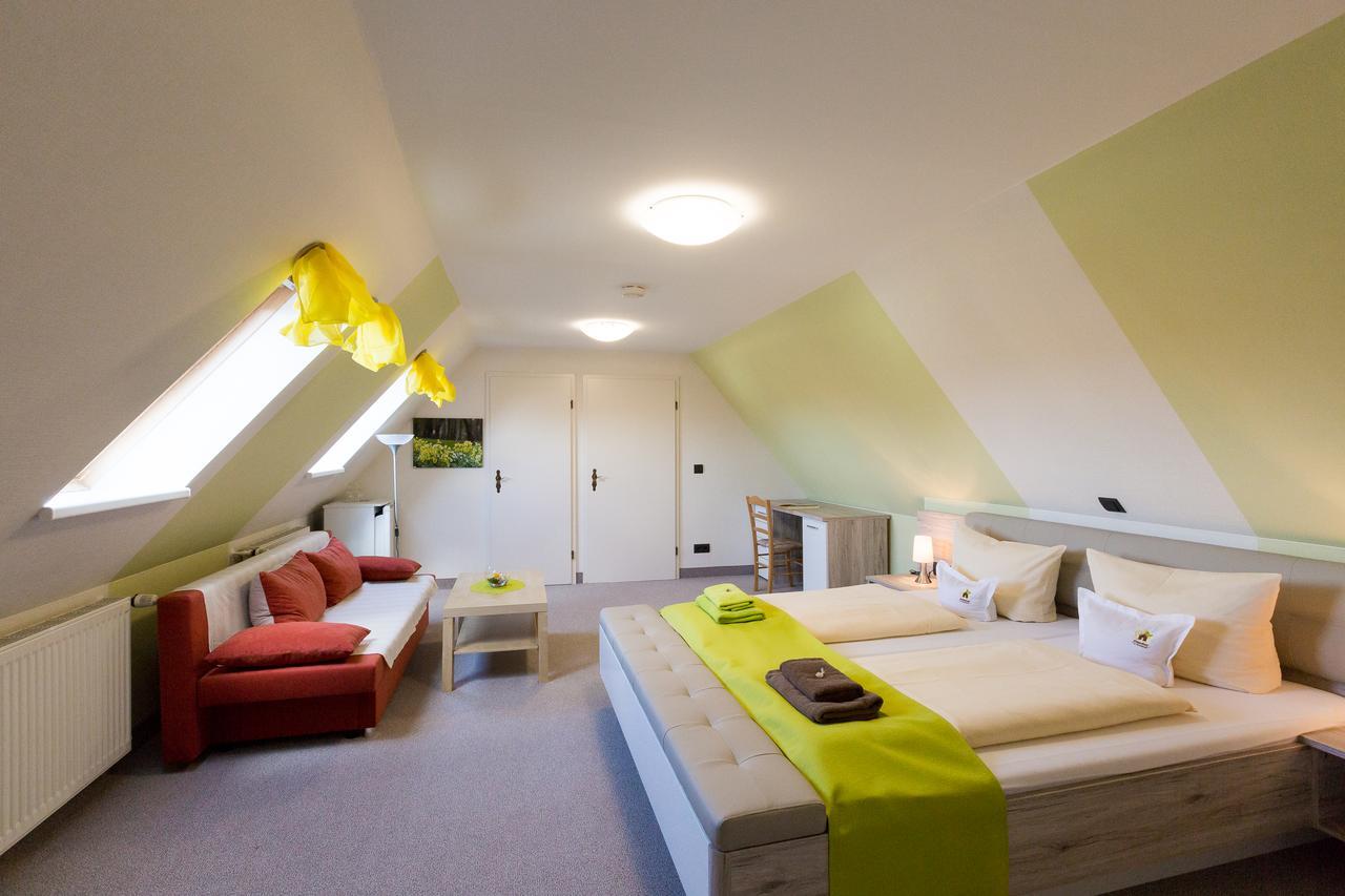 Kraeuterhotel Garni Zur Klostergrotte Nohra  Εξωτερικό φωτογραφία