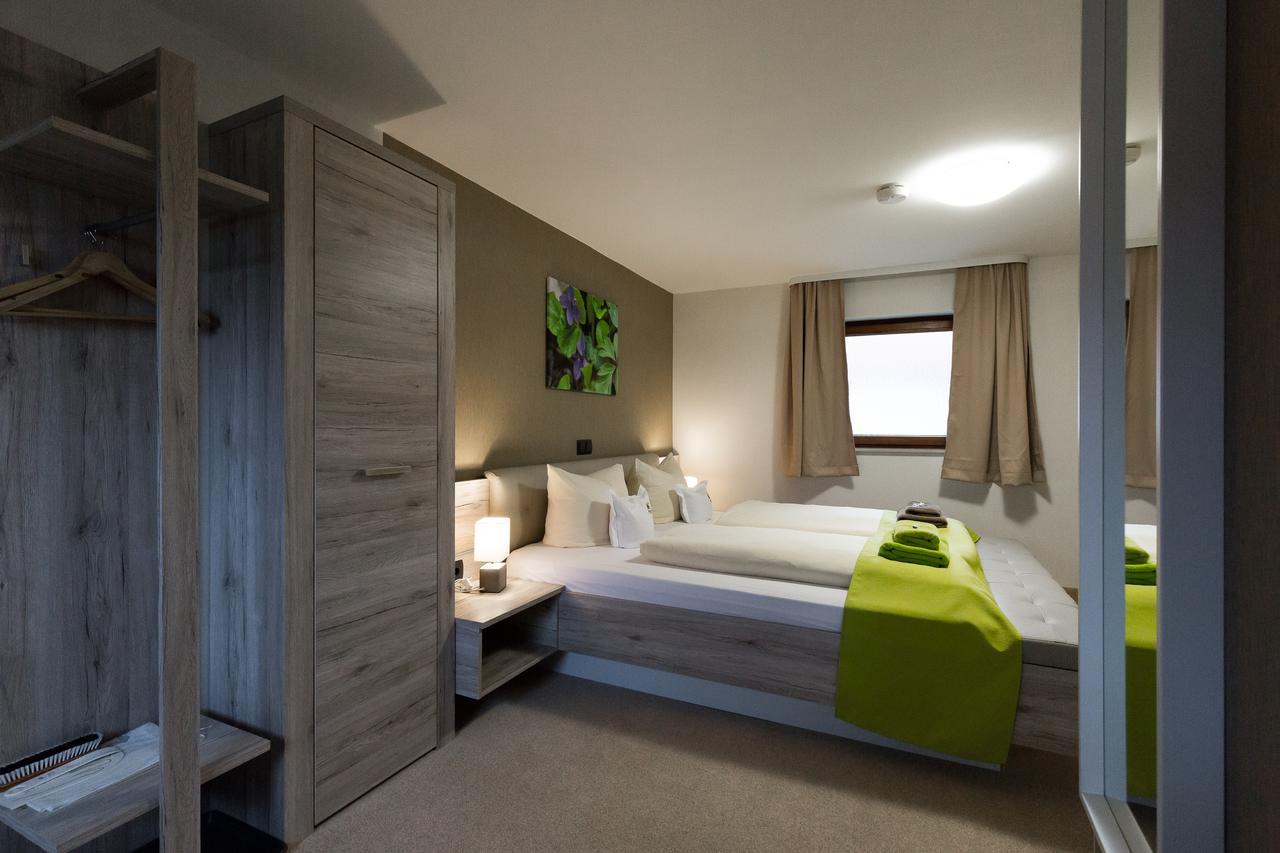 Kraeuterhotel Garni Zur Klostergrotte Nohra  Εξωτερικό φωτογραφία