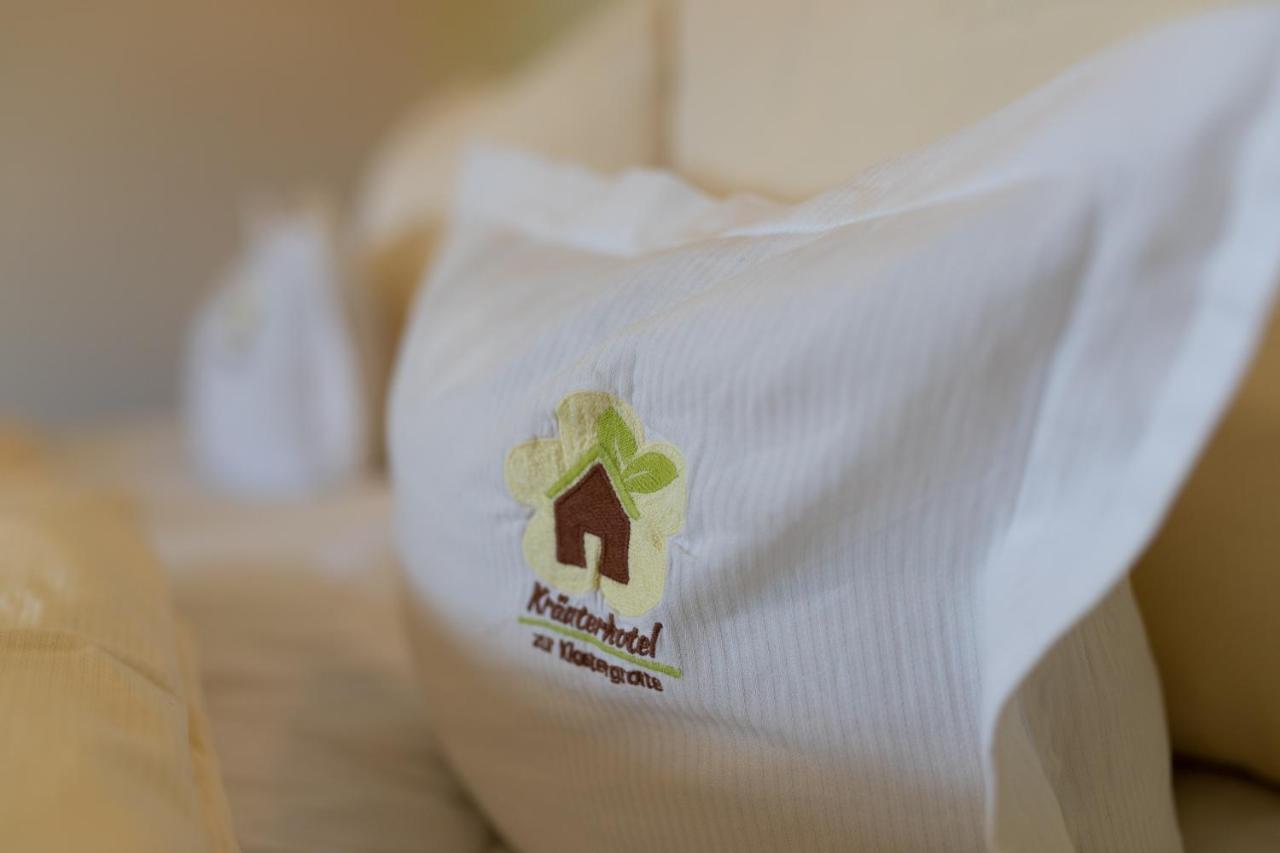 Kraeuterhotel Garni Zur Klostergrotte Nohra  Εξωτερικό φωτογραφία