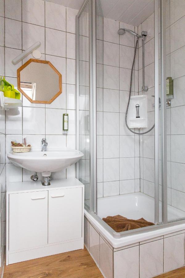 Kraeuterhotel Garni Zur Klostergrotte Nohra  Εξωτερικό φωτογραφία